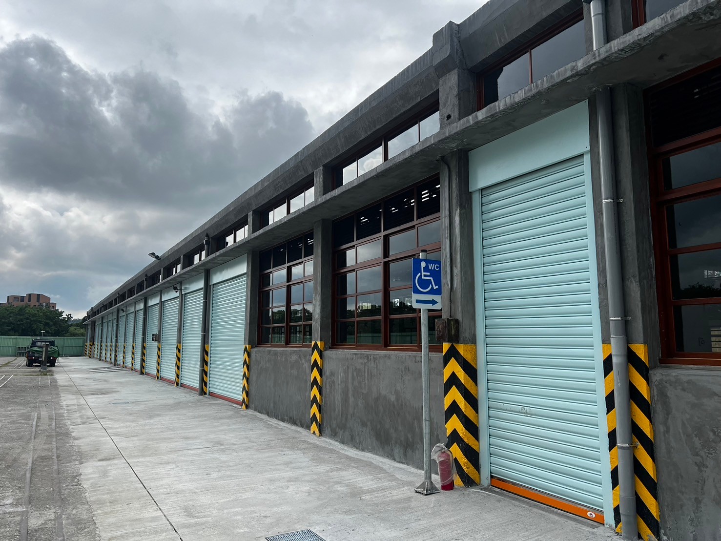 roller shutter door by sunbeam